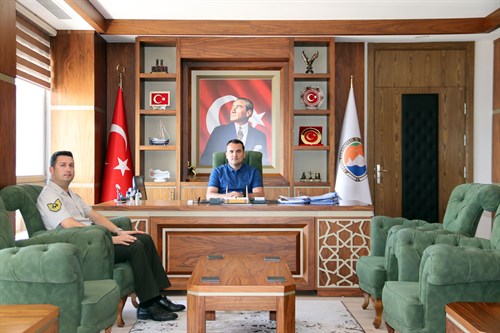 Askerlik Şubesi Başkan V. Mehmet Ali GÜLEÇ, Kaymakamımız Musa Kazım ÇELİK’e Veda Ziyaretinde Bulundu